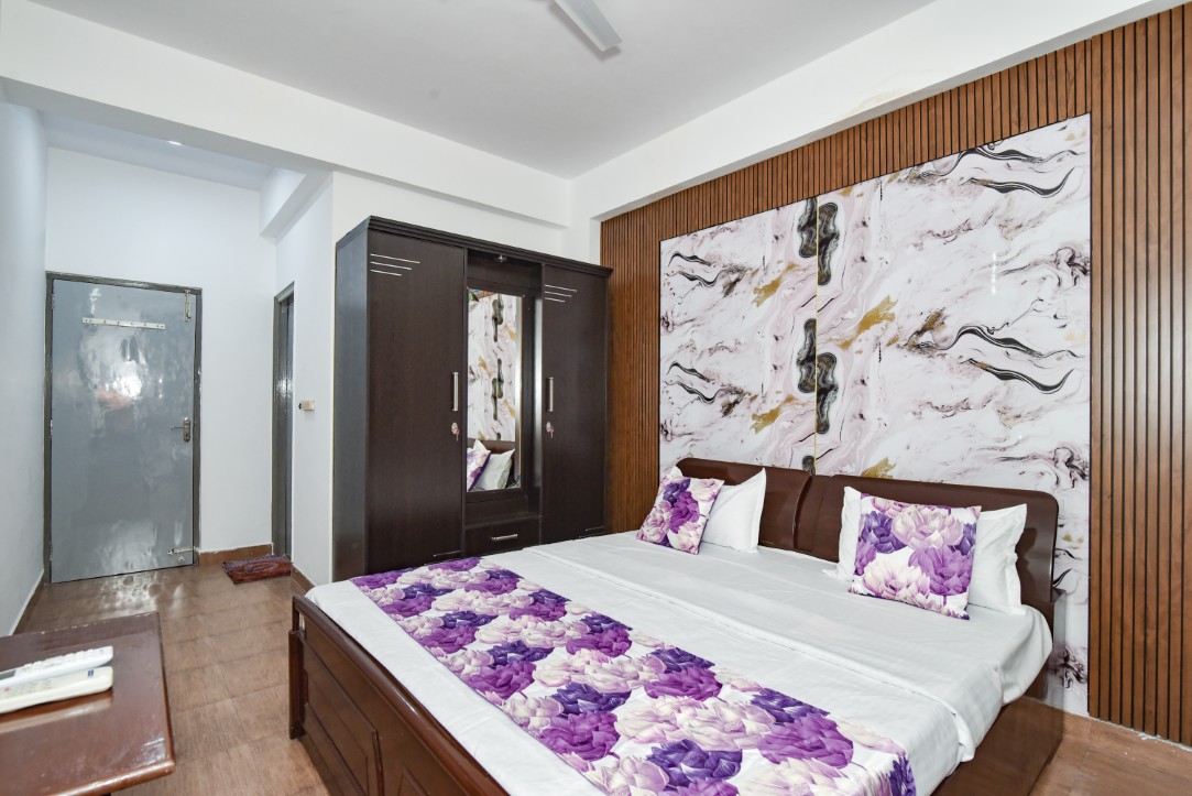 Independent 3 BHK
