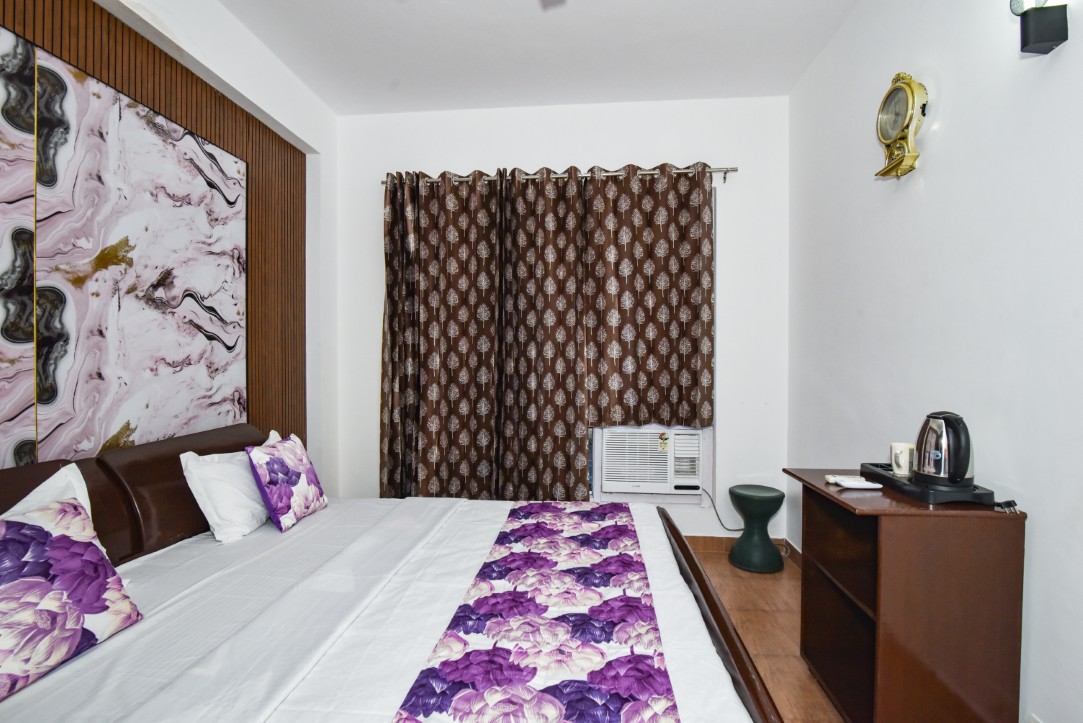 Independent 3 BHK