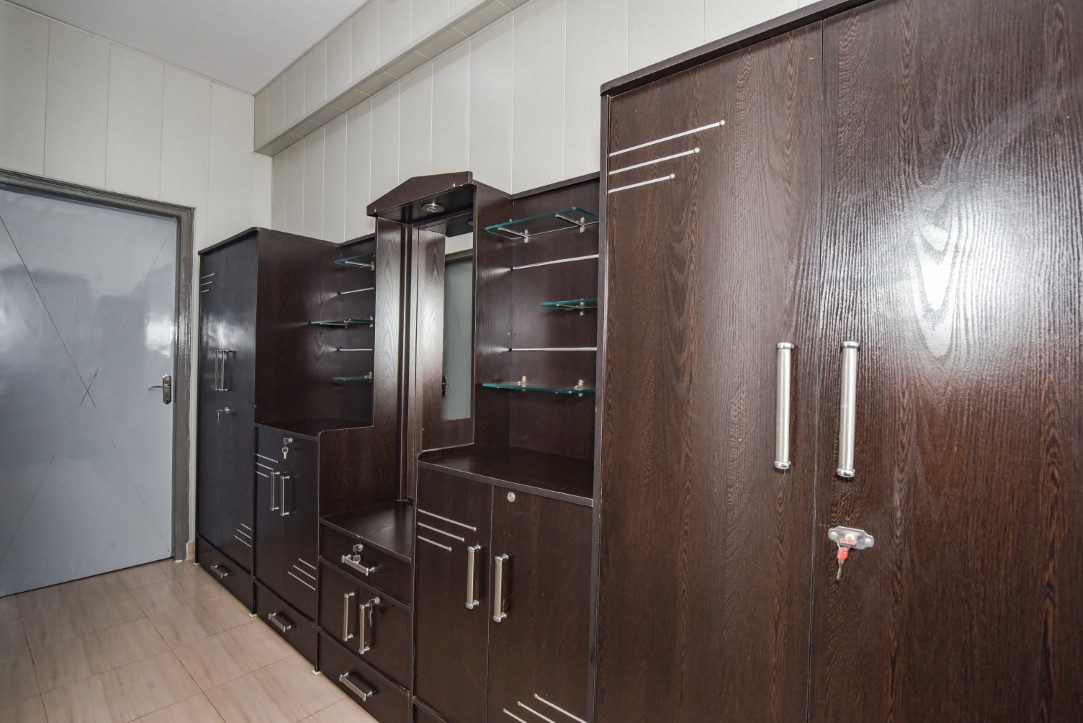 Independent 3 BHK