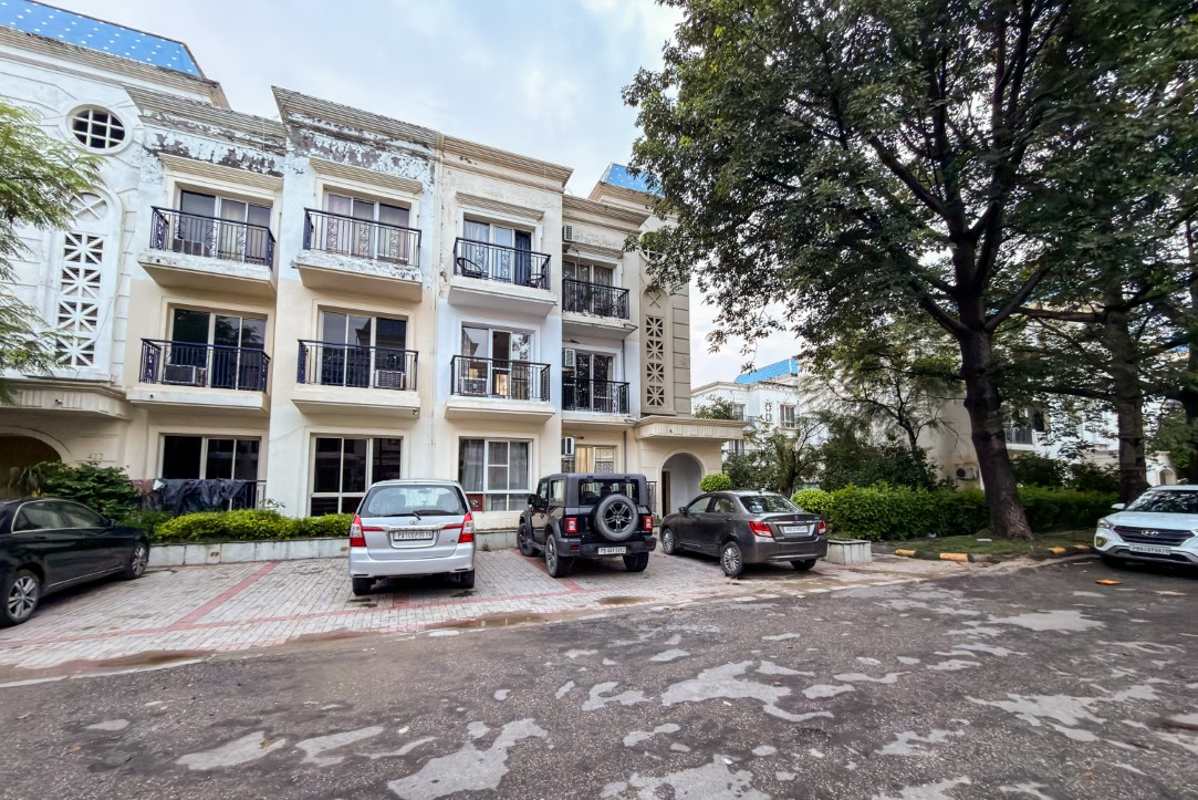Independent 3 BHK