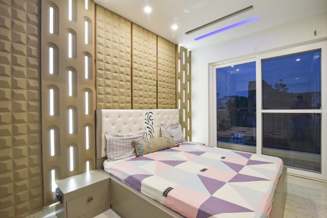 Living area in deluxe room